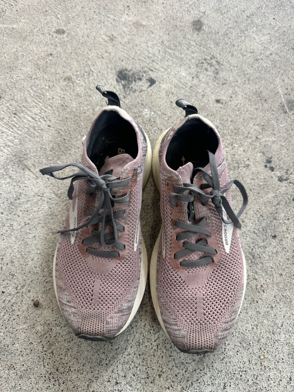 Brooks Women's Running Shoes in Mauve with Gray Accents